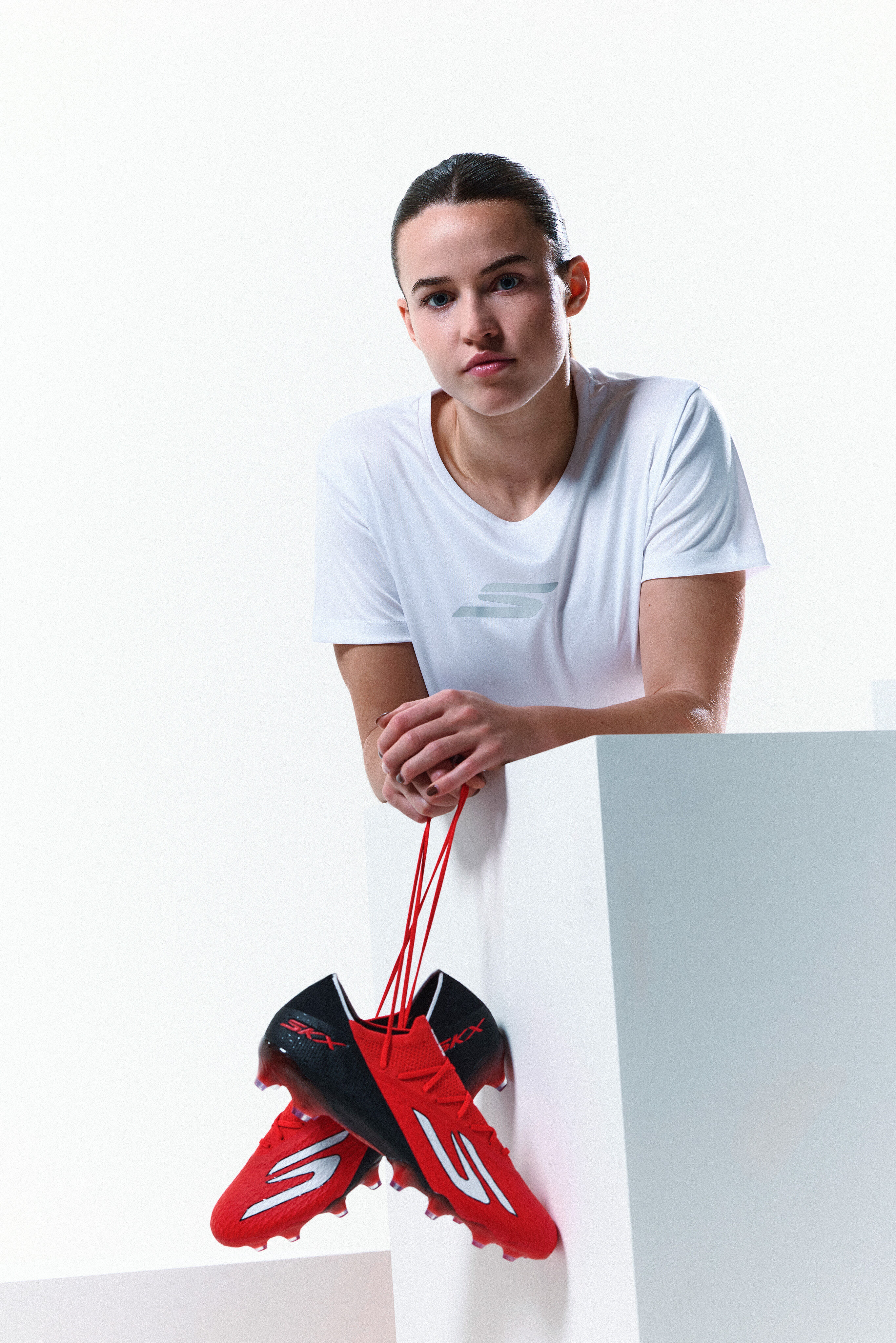 Anouk Denton Skechers Ambassador Football